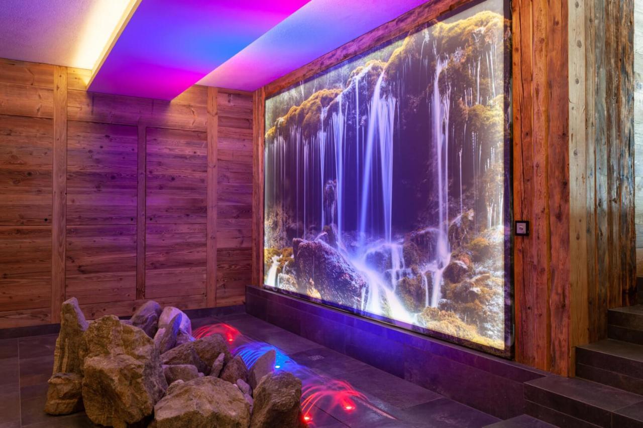 Alphotel Tyrol Racines Esterno foto