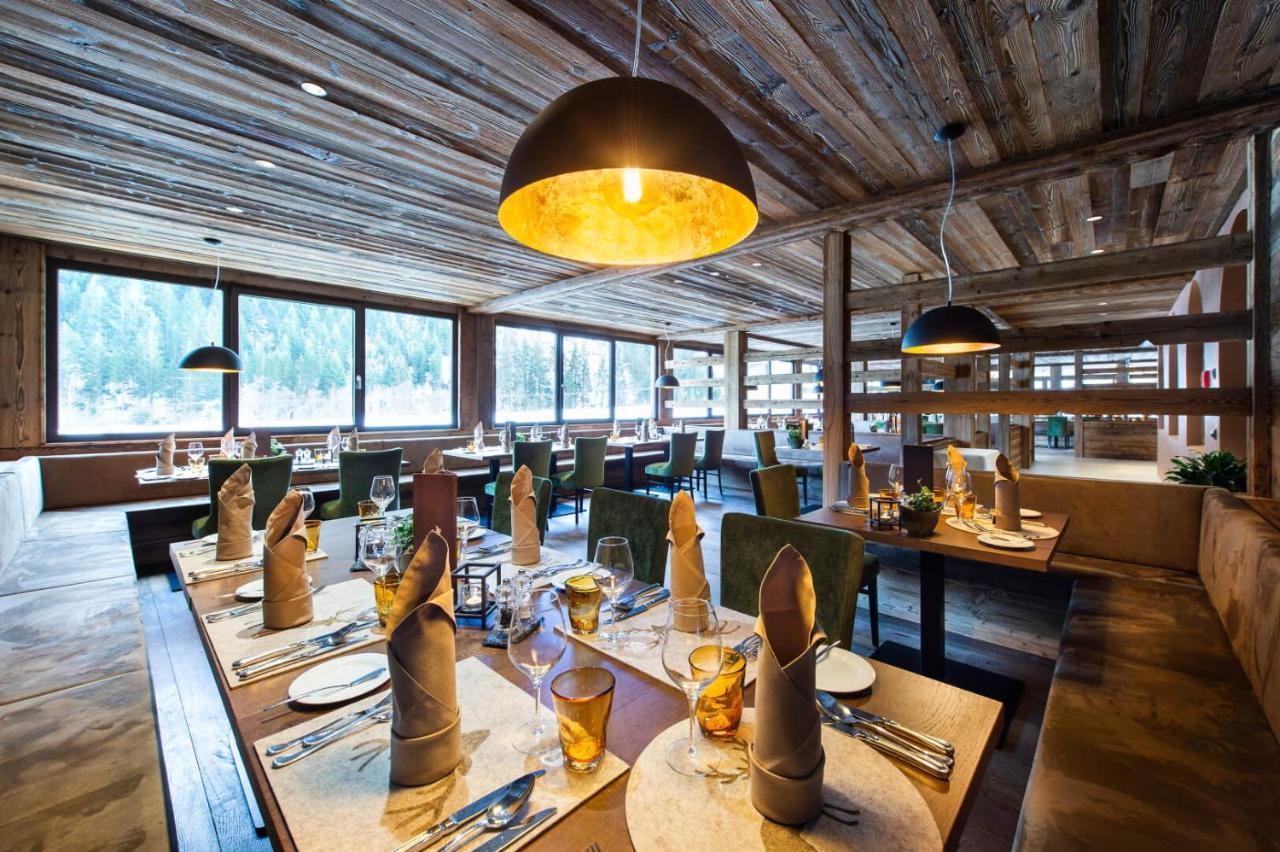 Alphotel Tyrol Racines Esterno foto
