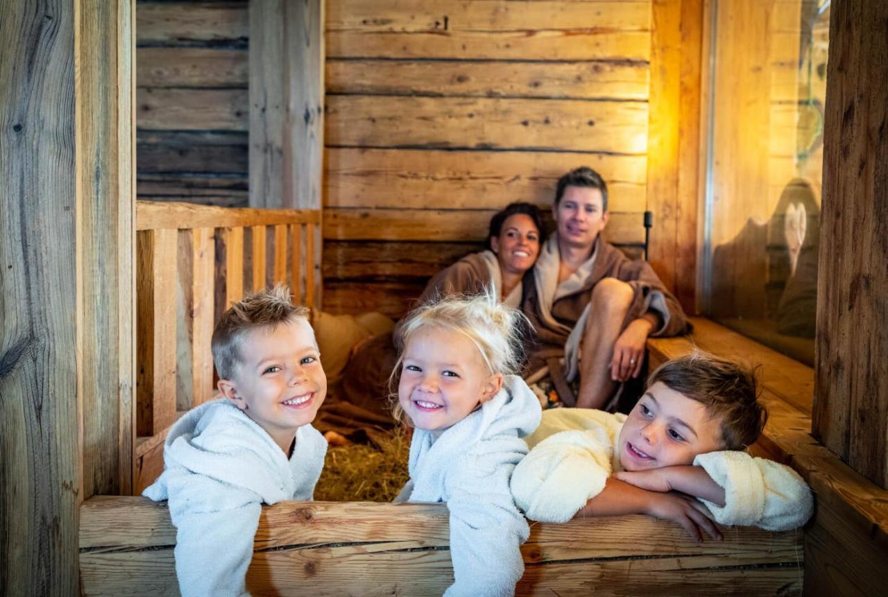 Alphotel Tyrol Racines Esterno foto