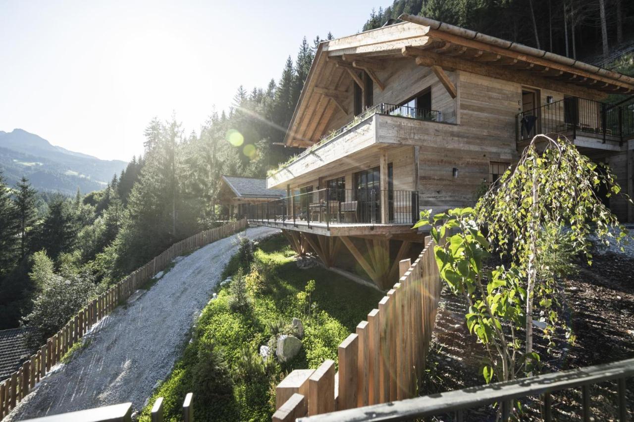 Alphotel Tyrol Racines Esterno foto